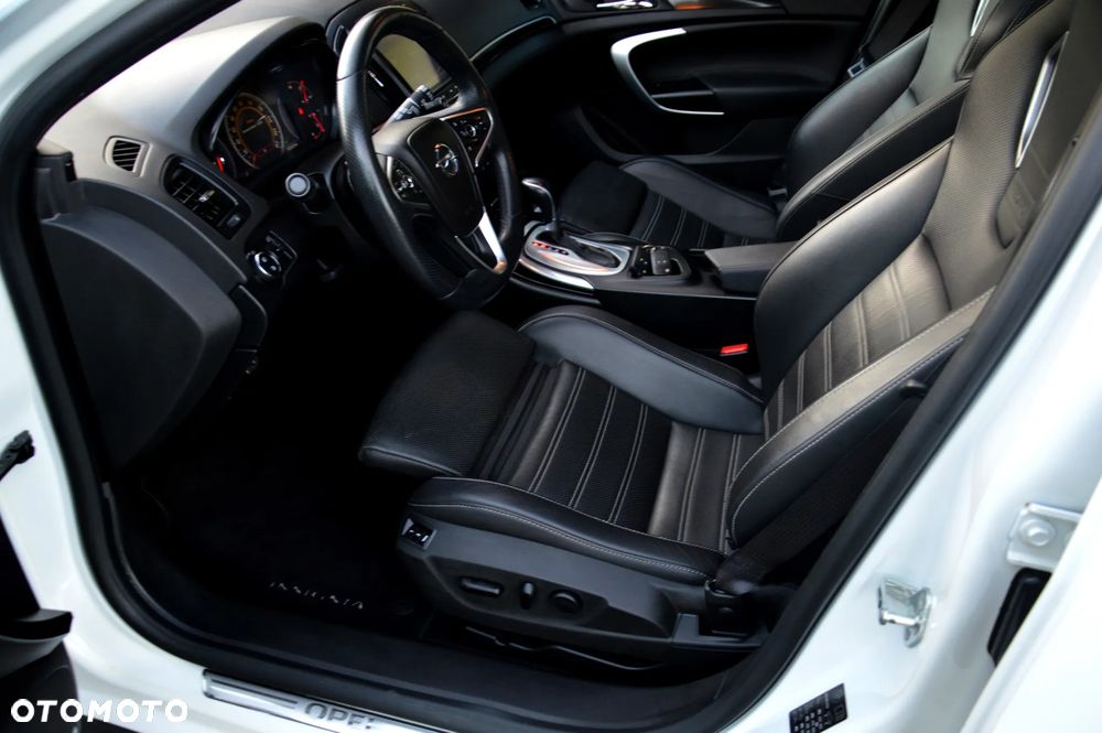Opel Insignia - 24