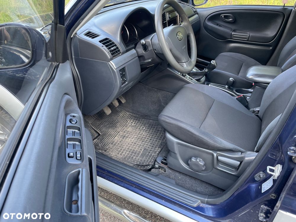 Suzuki Grand Vitara 2.0 Comfort - 12