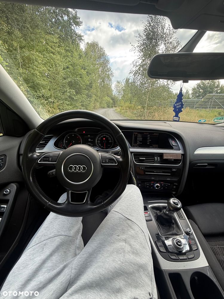 Audi A4 Avant - 9