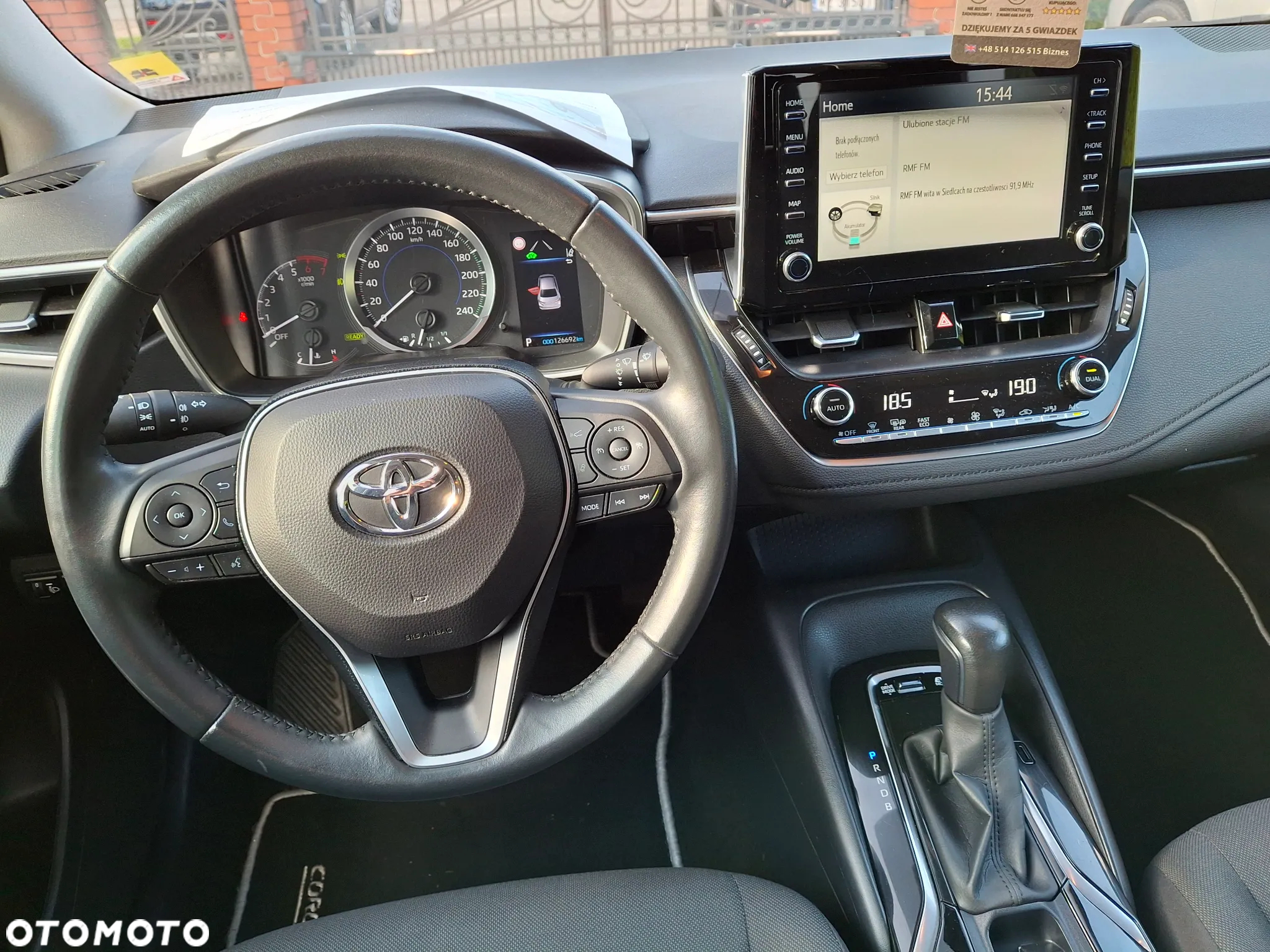 Toyota Corolla 1.8 Hybrid Comfort - 16