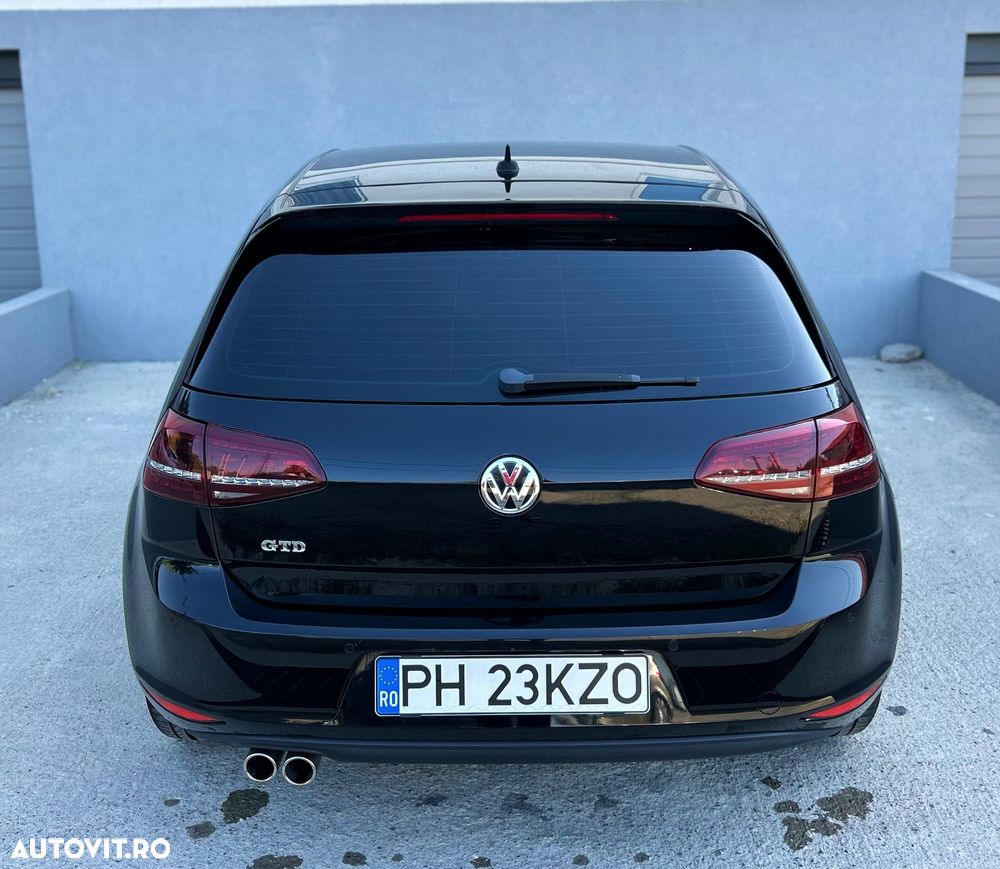 Volkswagen Golf 2.0 TDI DPF BMT DSG GTD - 3