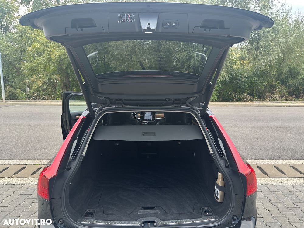 Volvo V90 D5 AWD Geartronic Inscription - 39