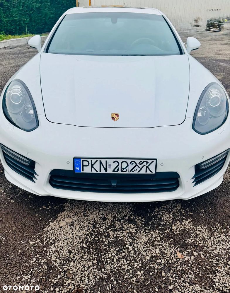 Porsche Panamera - 5