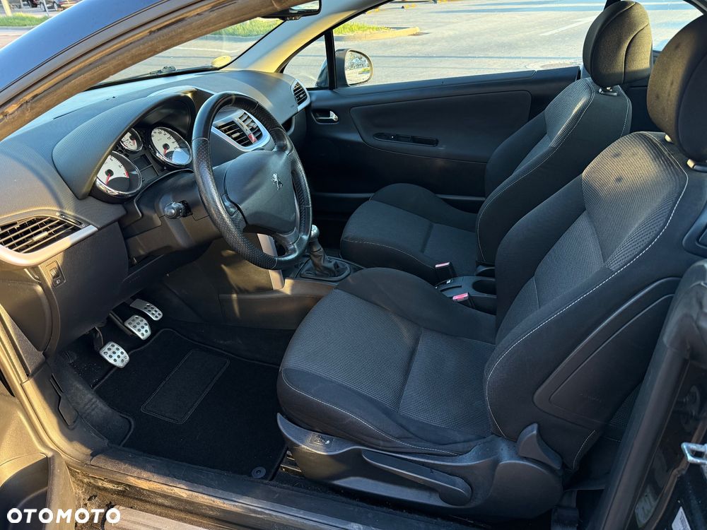 Peugeot 207 CC 1.6 Intense - 16