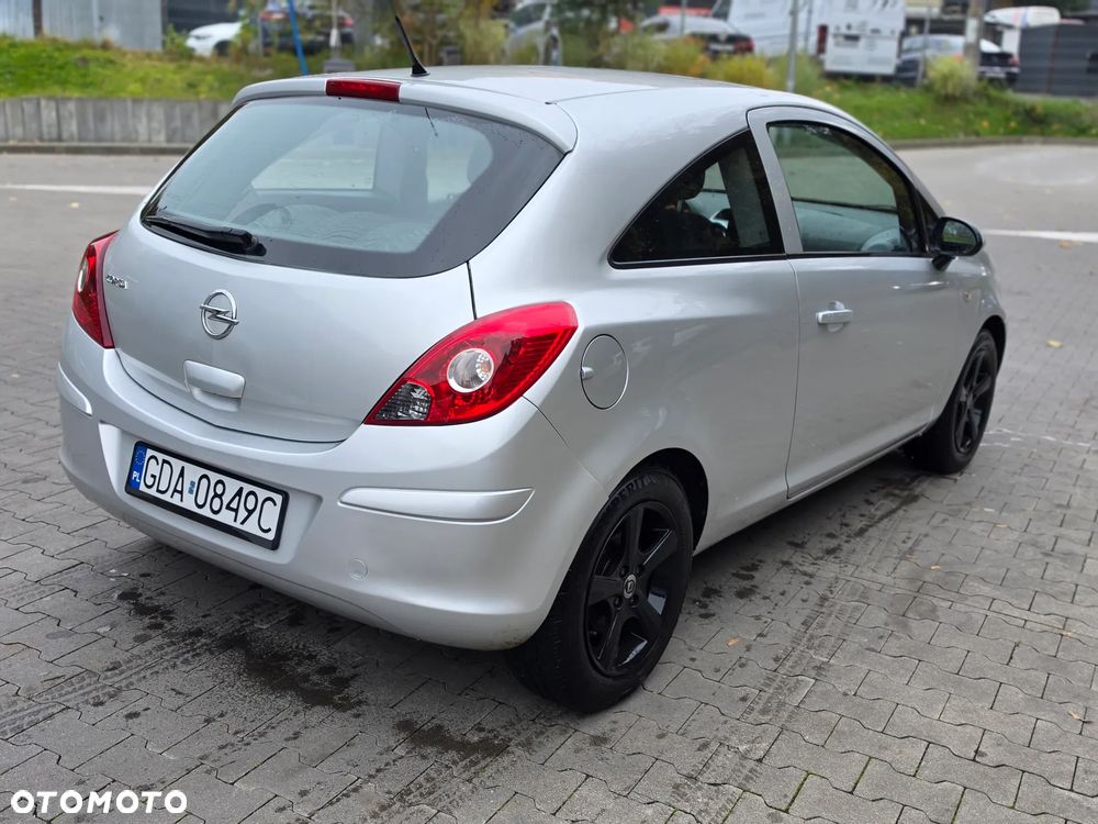 Opel Corsa - 3