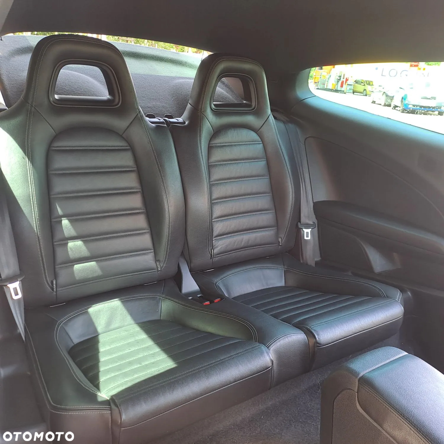 Volkswagen Scirocco 2.0 TSI - 12