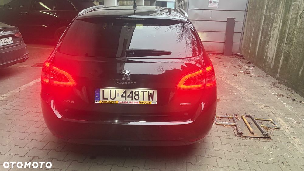 Peugeot 308 - 5