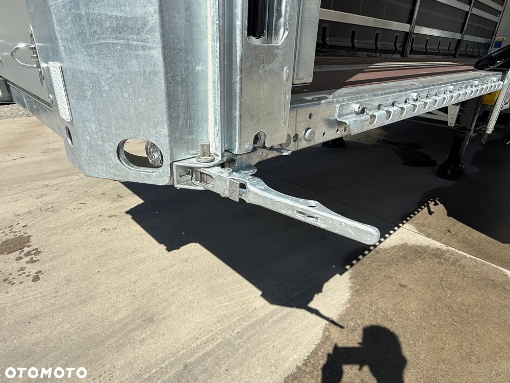 Schmitz Cargobull MEGA VARIOS + M.BOX - 36