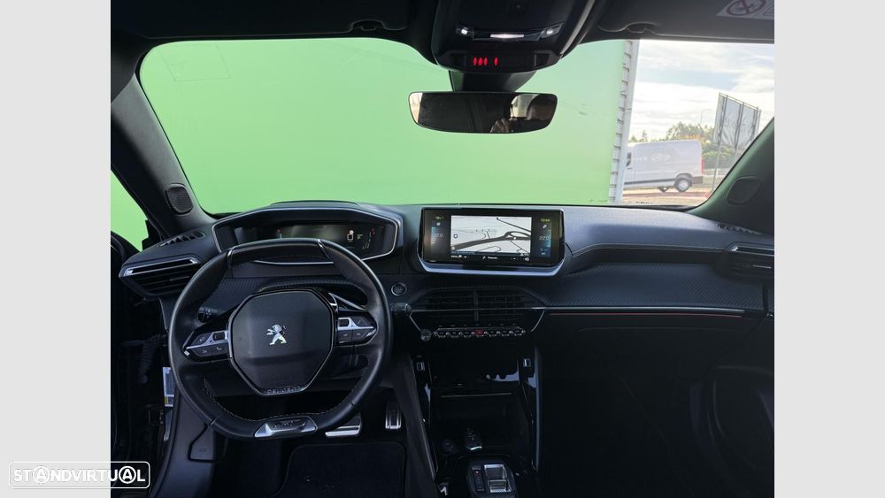 Peugeot e-2008 50 kWh GT - 16