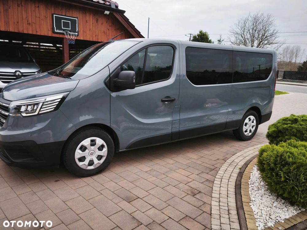 Renault Trafic 2.0 dCi - 10
