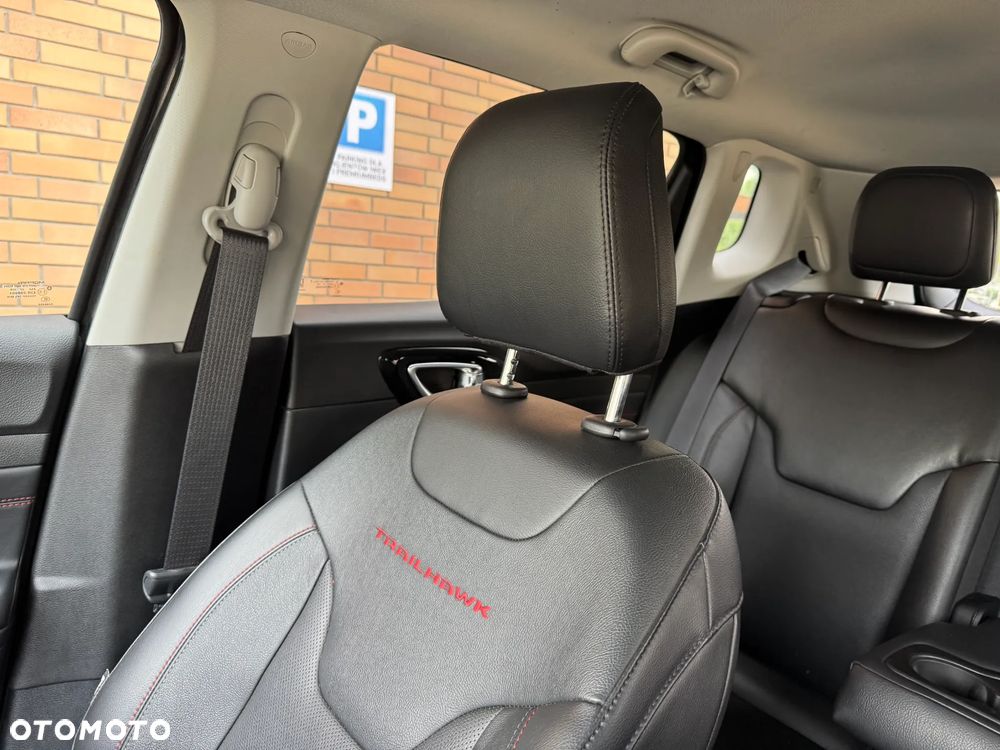 Jeep Compass - 29