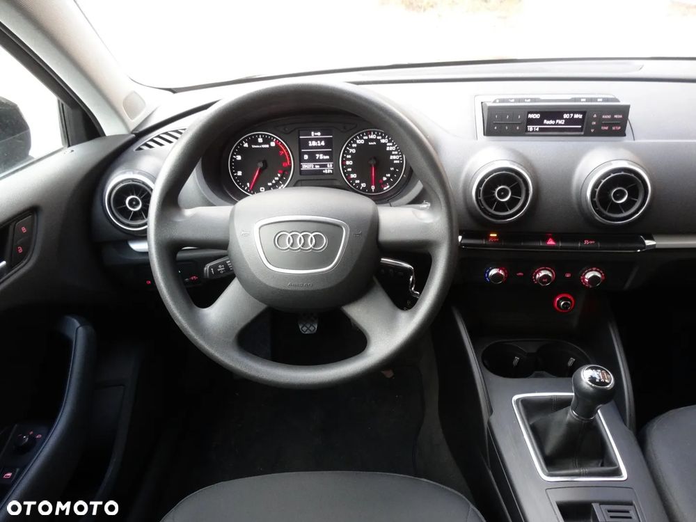 Audi A3 Sportback 1.4 TFSI Ambition - 19