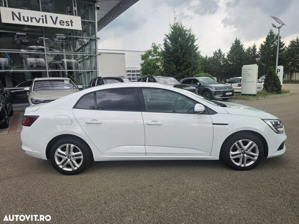 Renault Megane - 5