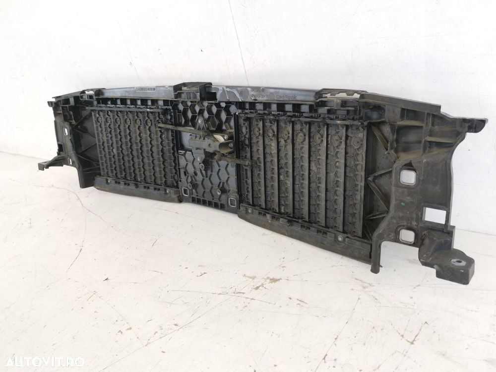 Grila Activa Hota Mercedes-Benz  C-Class W206 [2020 - 2022] Original I - 6