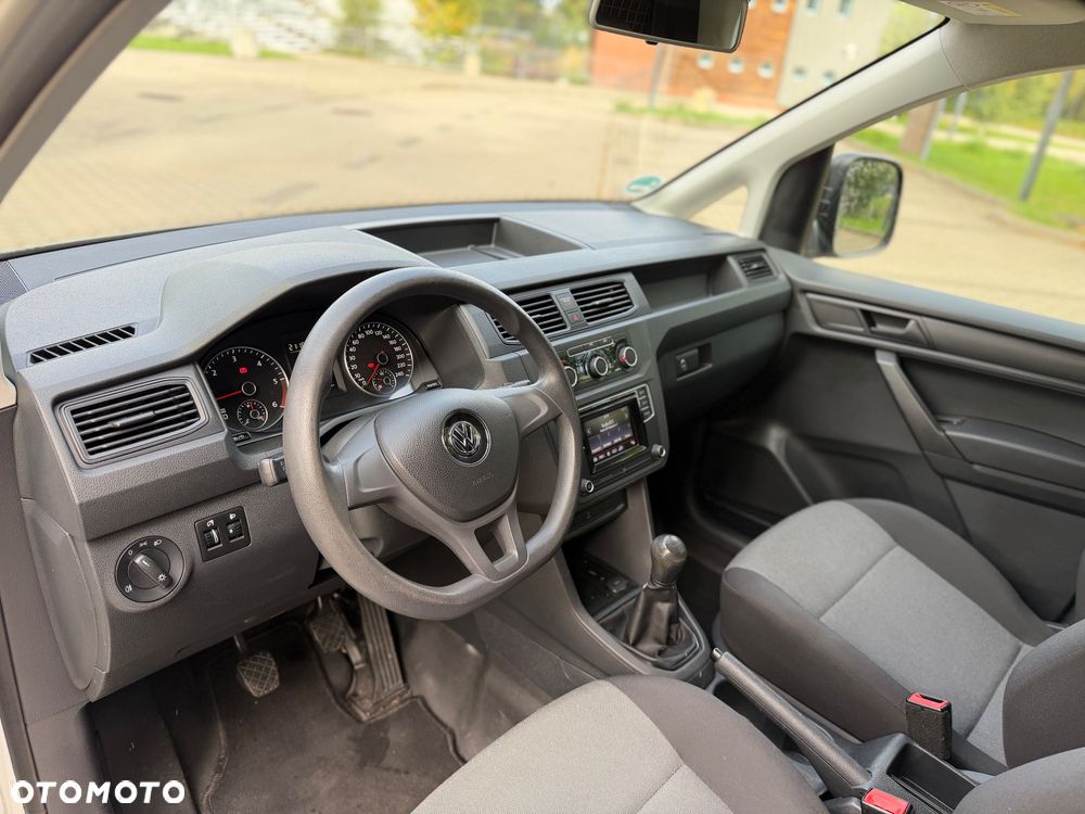 Volkswagen Caddy - 17