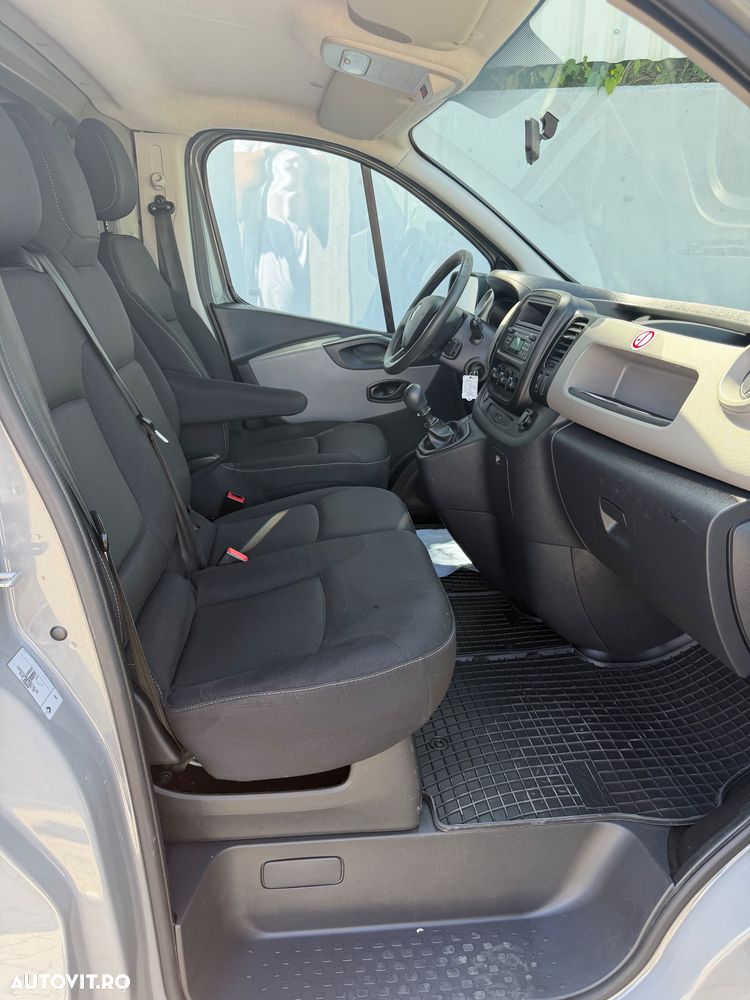 Renault Trafic ENERGY Start &St. Grand Combi L2H1 Expression - 14