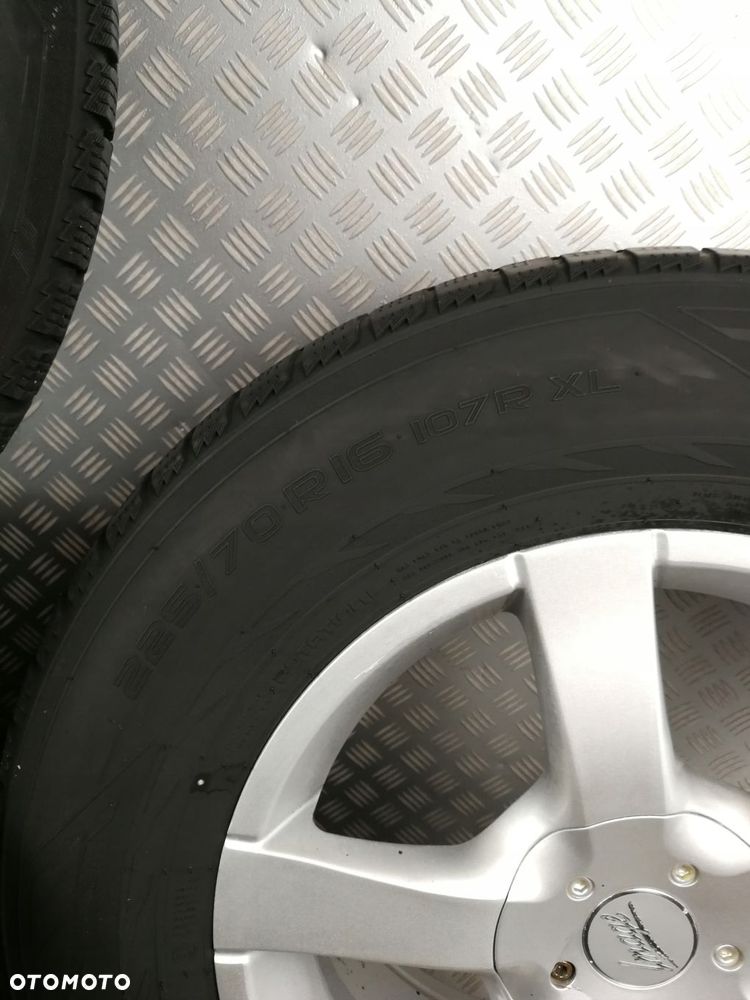 16X7 5X114,3 ET45 felgi aluminiowe 225/70R16 zima SUZUKI GRAND VITARA II 2 - 8