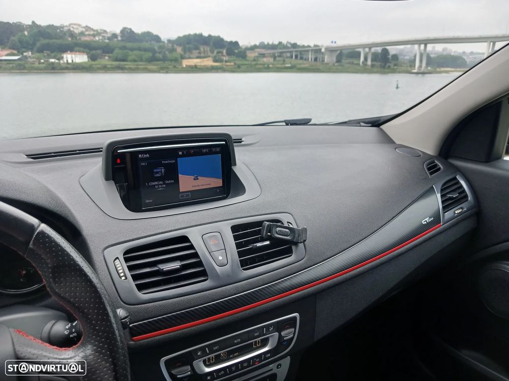 Renault Mégane Sport Tourer 1.5 dCi GT Line J18 - 33