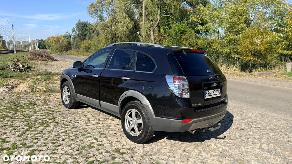 Chevrolet Captiva 2.2 d LTZ - 9