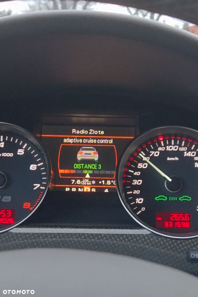 Audi A8 - 10