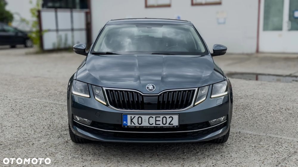 Skoda Octavia 2.0 TDI 4x4 L&K DSG - 3