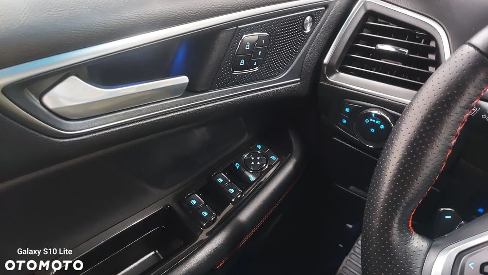 Ford Edge 2.0 EcoBlue Twin-Turbo 4WD ST-Line - 25