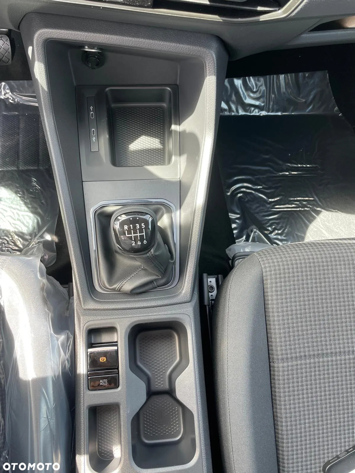 Volkswagen Caddy - 21