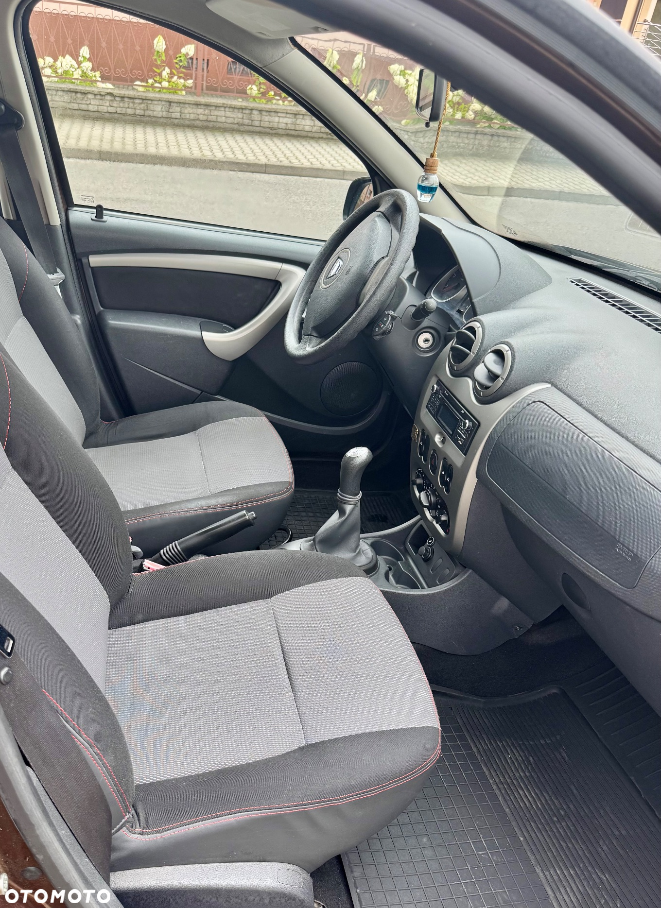 Dacia Duster 1.5 dCi Ambiance - 11