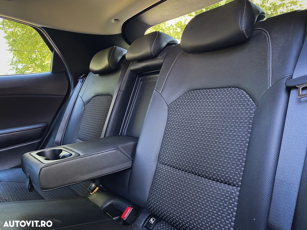 Kia XCeed 1.4 T-GDI 7DCT Style+ - 17