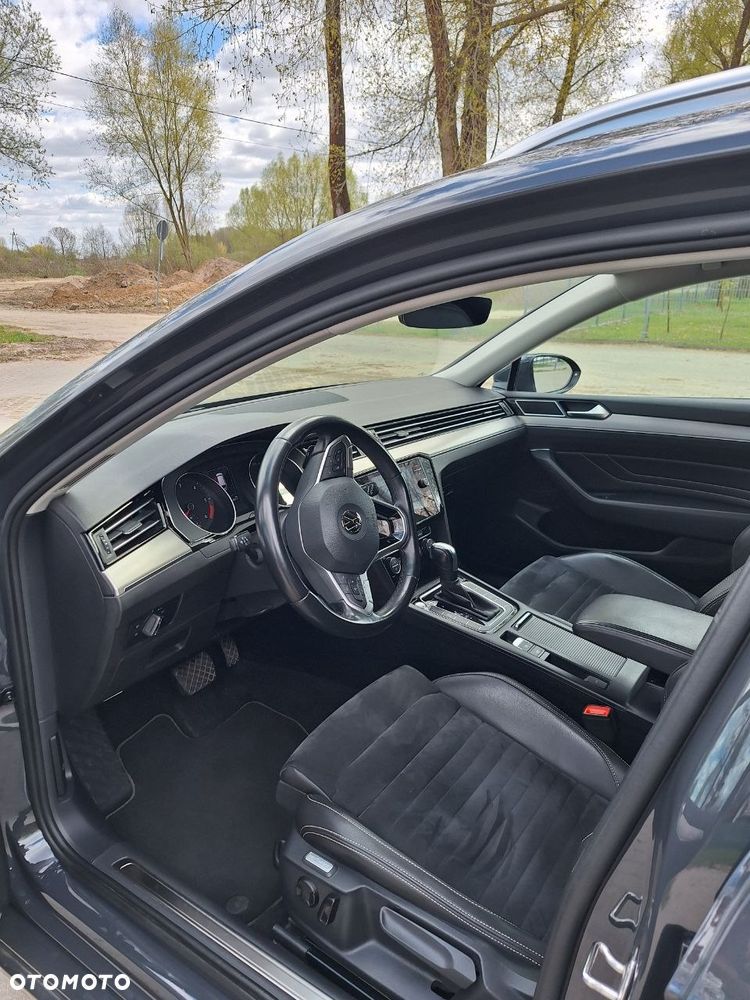 Volkswagen Passat 2.0 TDI SCR DSG Elegance - 7