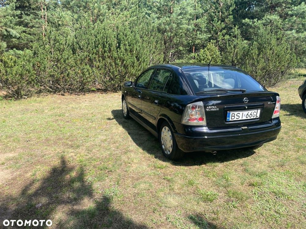 Opel Astra 1.4 Start - 2