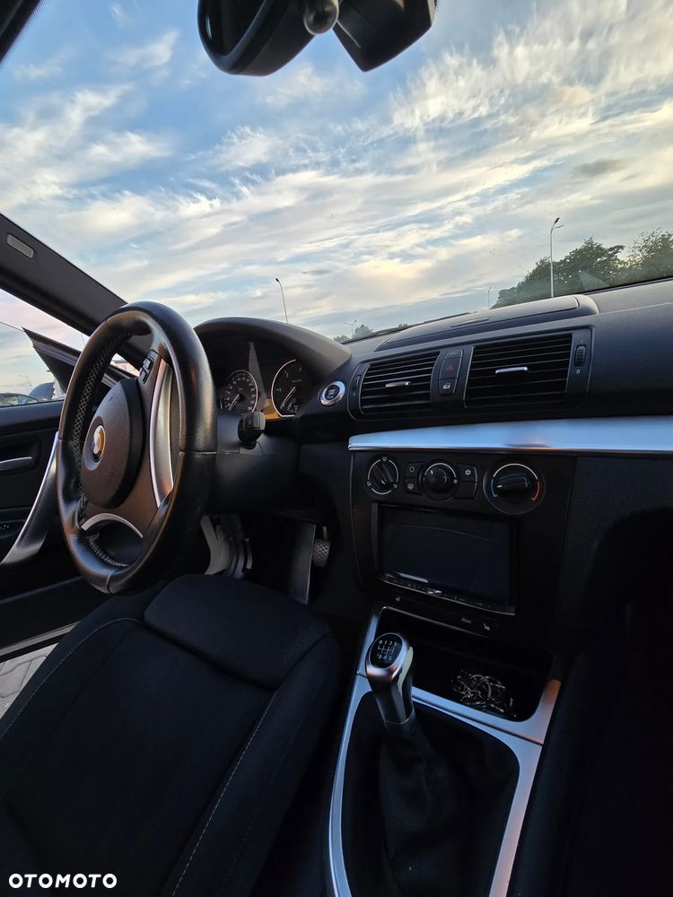 BMW Seria 1 - 16