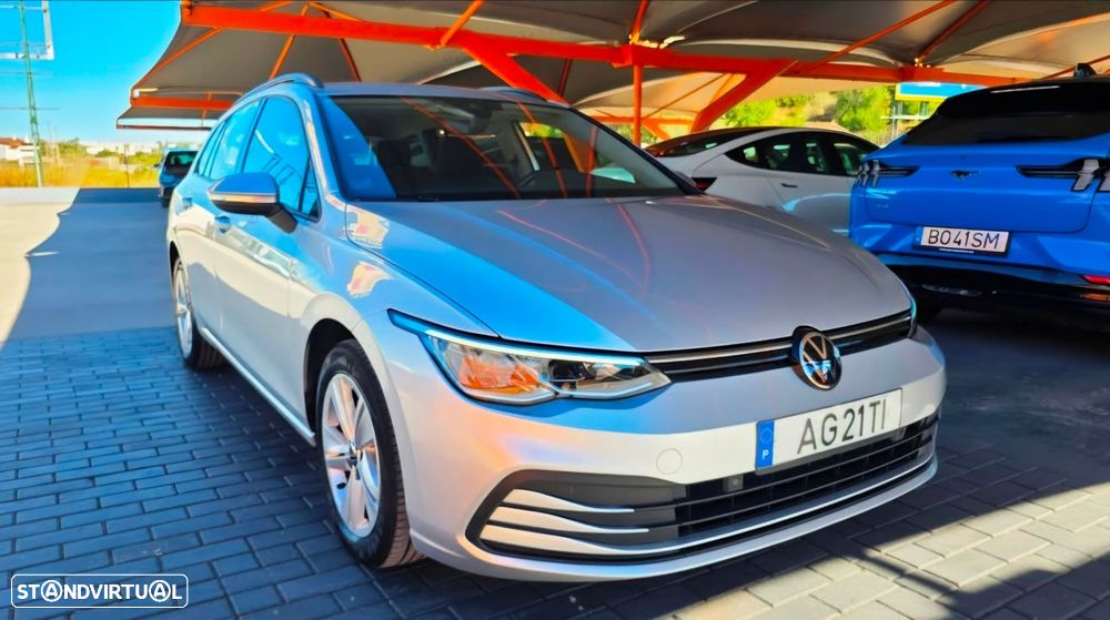 VW Golf Variant 1.0 eTSI Life DSG - 24