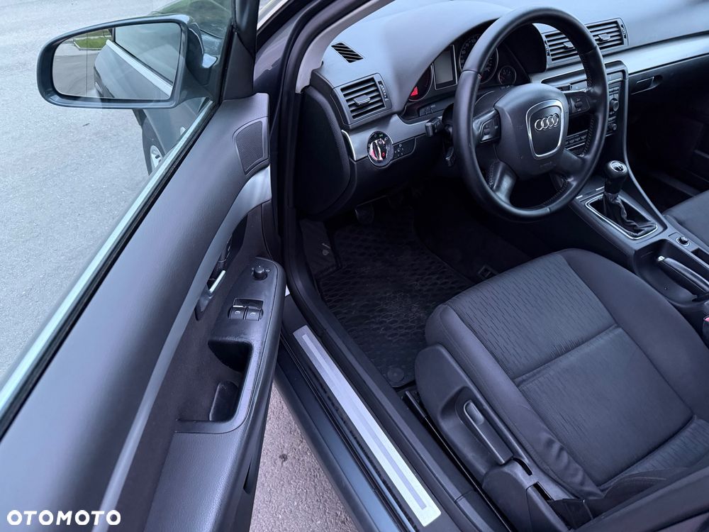 Audi A4 Avant - 8