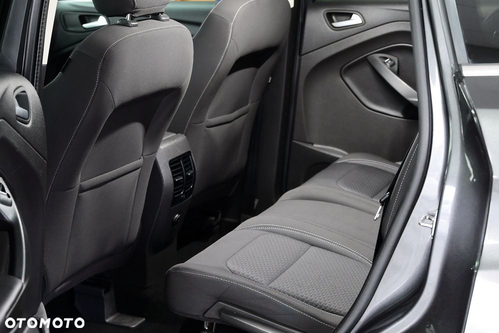 Ford Kuga 1.5 EcoBoost FWD Titanium ASS GPF - 8