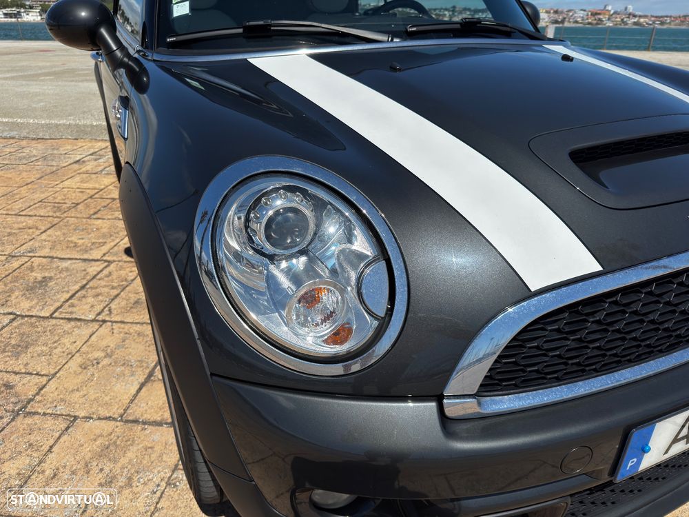 MINI Cabrio Cooper S - 16