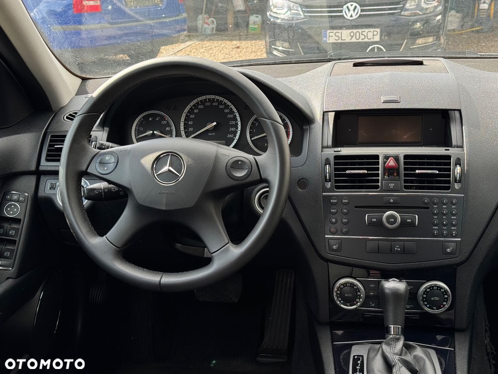 Mercedes-Benz Klasa C 180 Kompressor Automatik Classic - 24