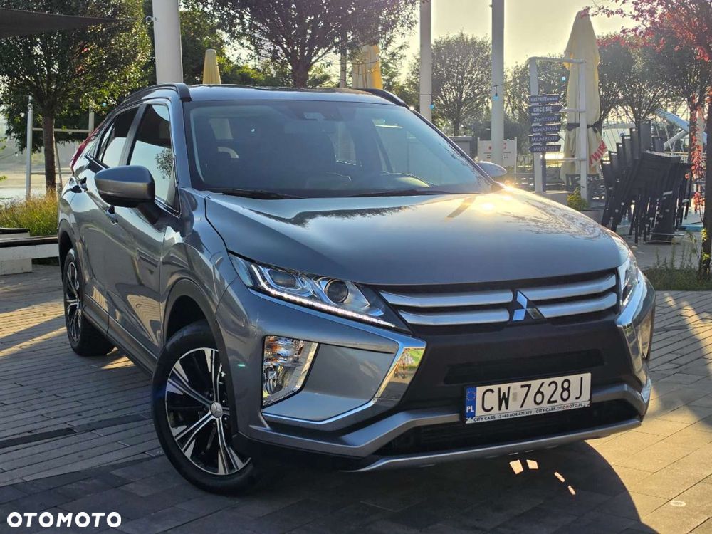 Mitsubishi Eclipse Cross - 11