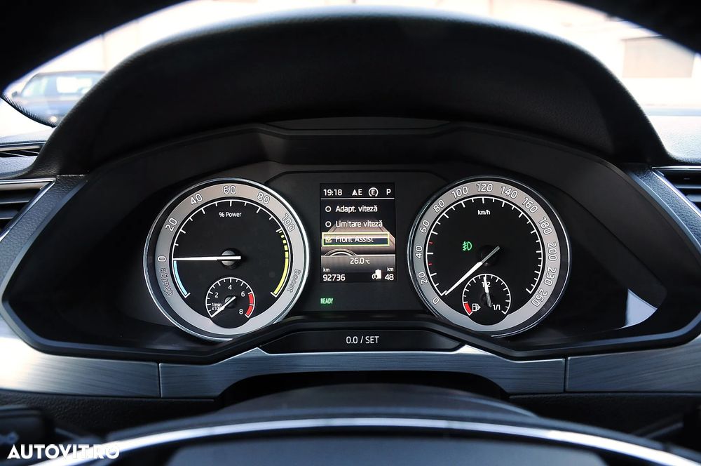 Skoda Superb 1.4 TSI DSG Ambition - 12