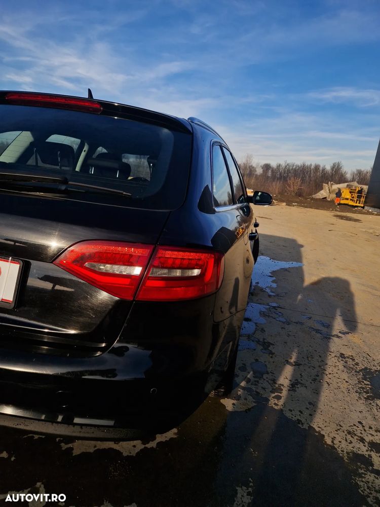 Audi A4 Avant 2.0 TDI DPF multitronic S line Sportpaket - 2