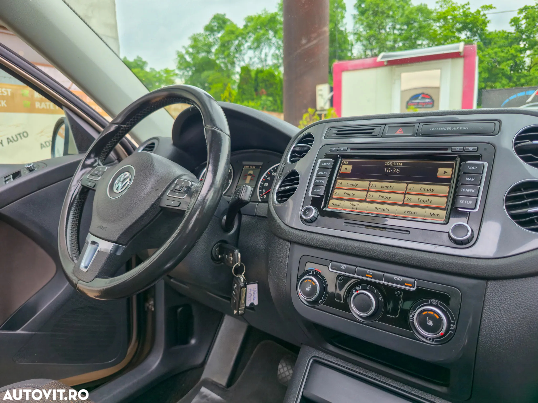 Volkswagen Tiguan 2.0 TDI 4Mot DSG Highline - 16