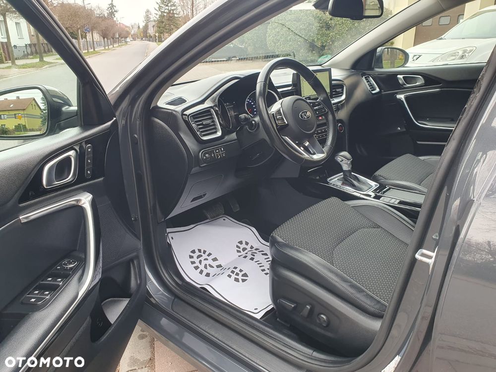 Kia Ceed 1.6 CRDi DCT Spirit - 11