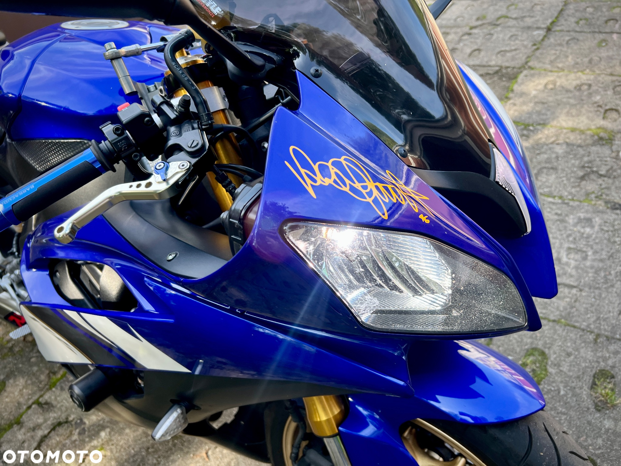 Yamaha R6 - 24