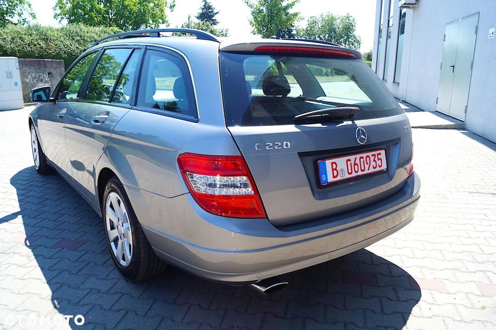 Mercedes-Benz Klasa C 220 CDI DPF Automatik Avantgarde - 14