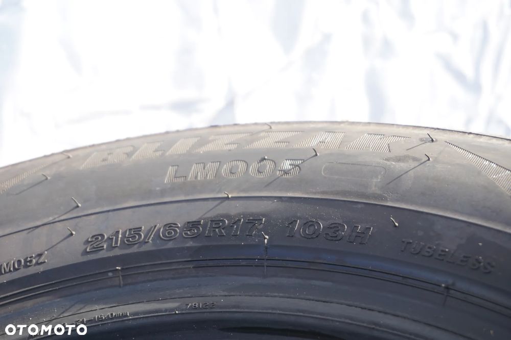 215 65 17 Bridgestone blizzak LM005 22r - 7