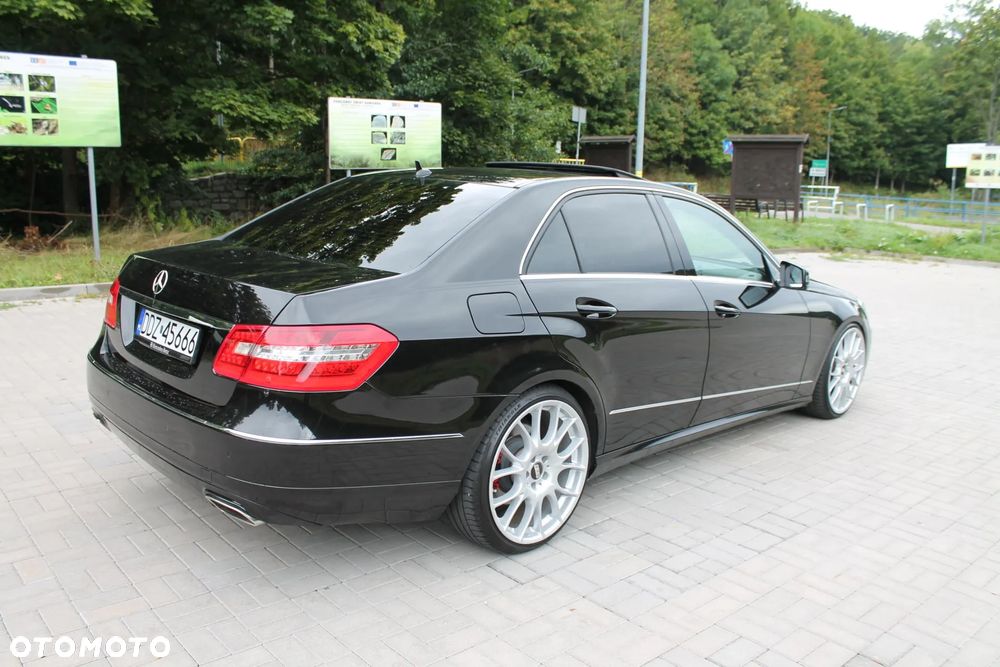 Mercedes-Benz Klasa E 500 4Matic Automatik Avantgarde - 5