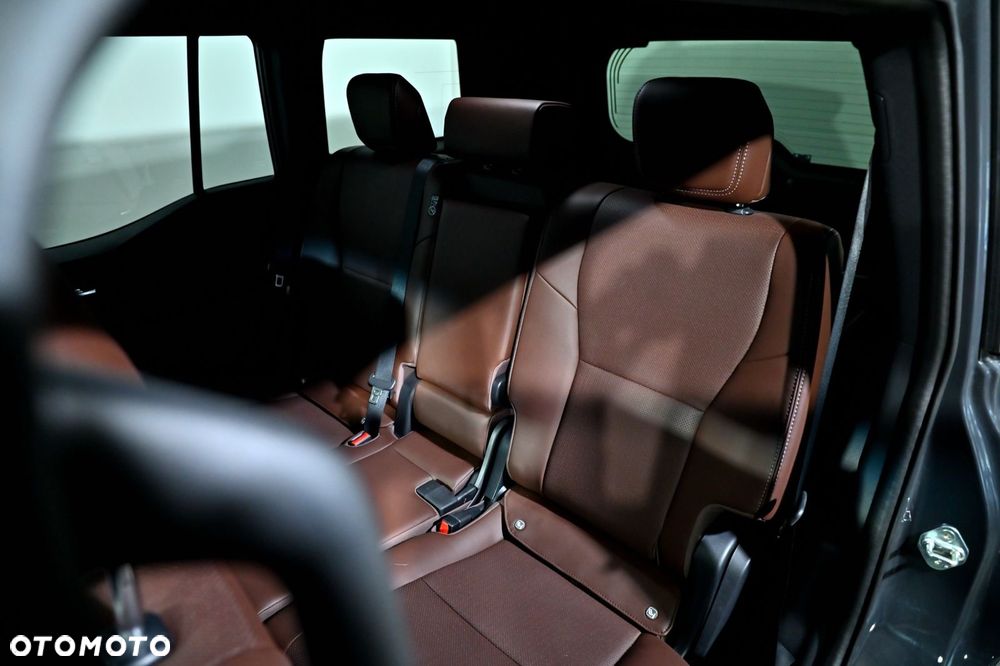 Toyota Land Cruiser LC 2.8 D-4D Invincible - 24