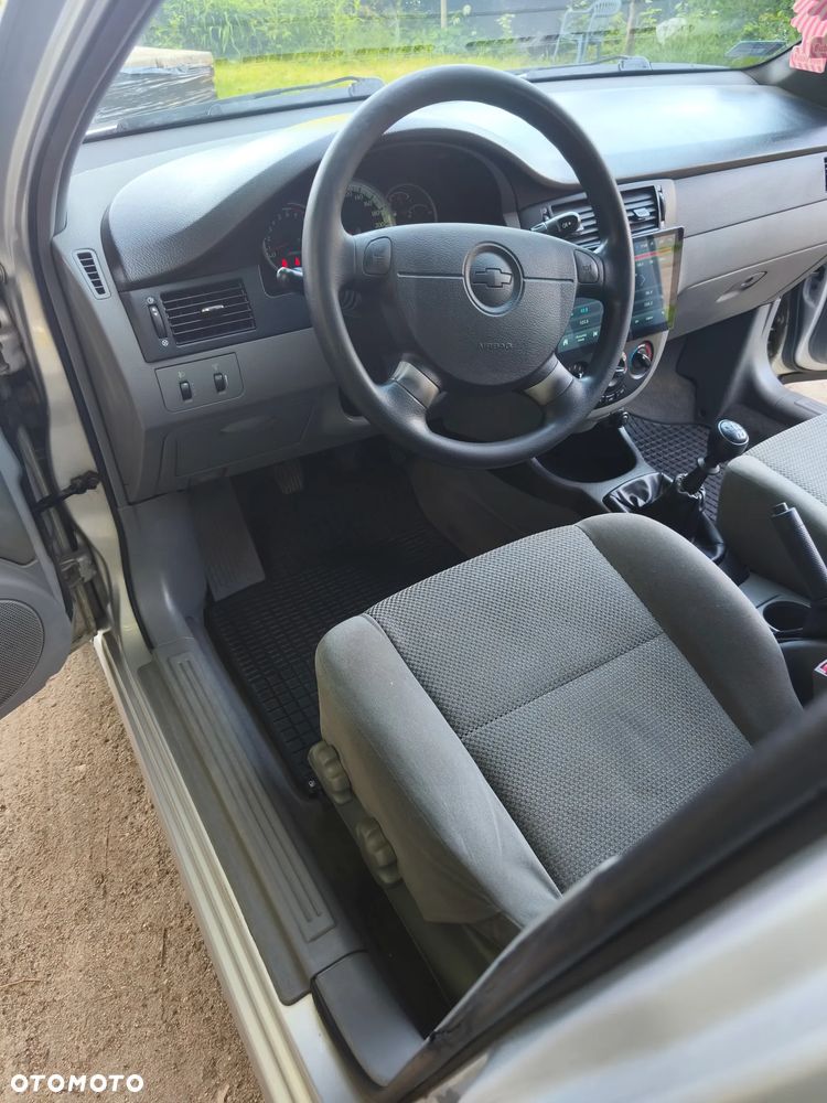 Chevrolet Lacetti 1.4 SE / Star - 19