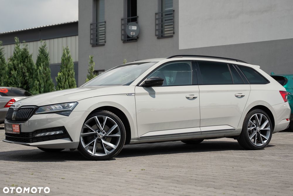 Skoda Superb 2.0 TDI 4x4 DSG Sportline - 9