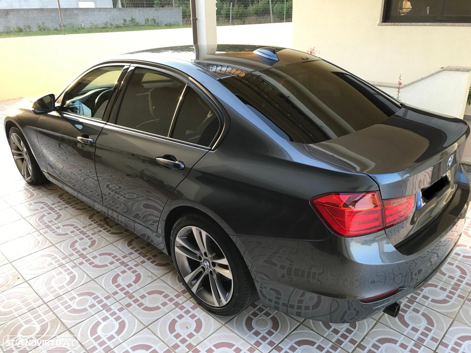 BMW 318 d Line Sport - 3